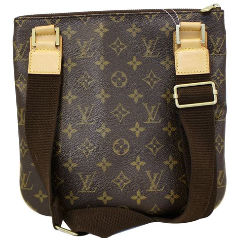 louis vuitton monogram pochette bag|louis Vuitton Monogram canvas pochette.